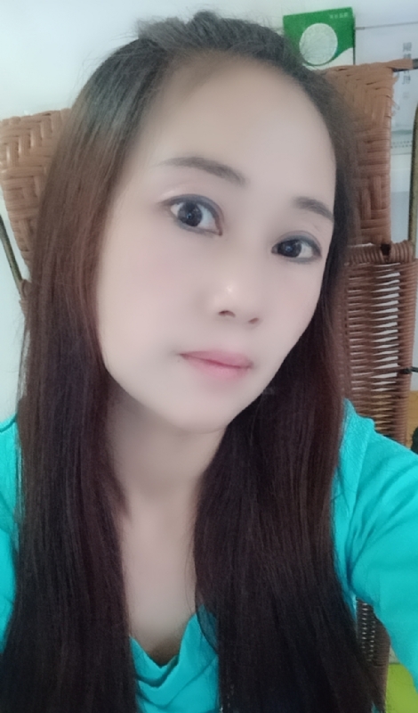 阿玲的第一张照片--铜鼓中老年相亲网